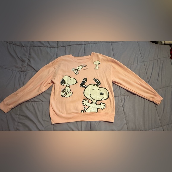 Peanuts Snoopy Light Pink Top Medium - Picture 1 of 4